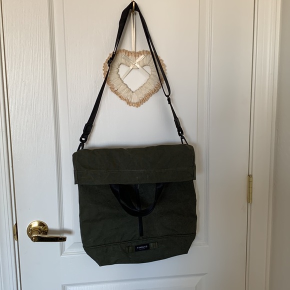 Timbuk2 Handbags - TIMBUK2 messenger bag